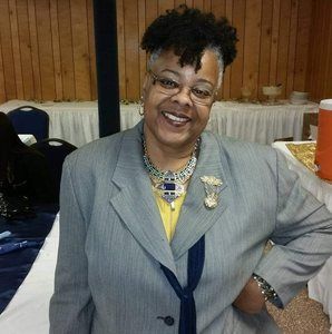 Meet your Posher, Janet